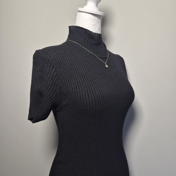 GIANNI VERSACE Ribbed Knit Shortsleeve Whimsigoth Vintage 90s Turtleneck Top L - Picture 1 of 9